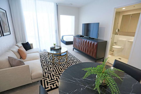 Alex Perry Hotel And Apartments - Tourism TAS 3
