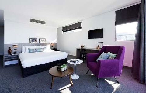 Alpha Mosaic Hotel - Tourism TAS 10
