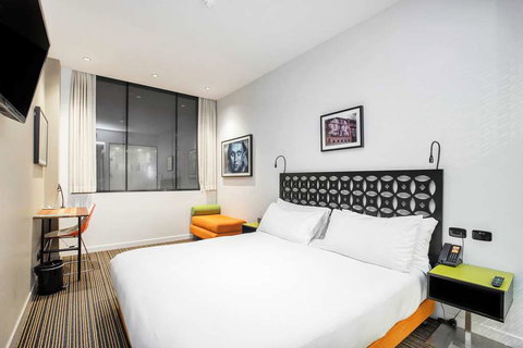 The Constance - Tourism TAS 12