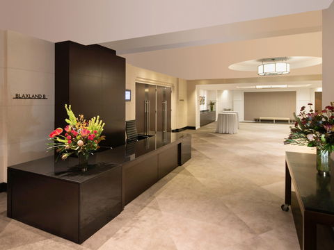 Swissotel Sydney - Hobart Tourism 11