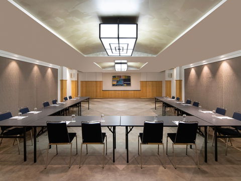 Swissotel Sydney - Hobart Tourism 12