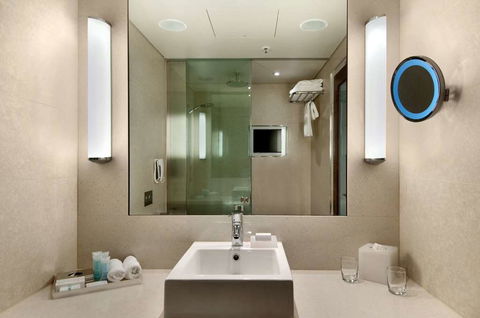 Hilton Sydney - Hobart Tourism 6