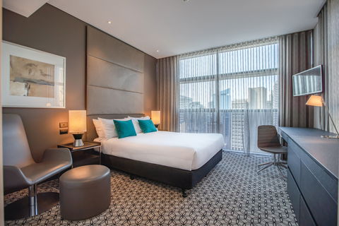 Fraser Suites Sydney - Hobart Tourism 4