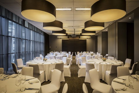 Fraser Suites Sydney - Hobart Tourism 16