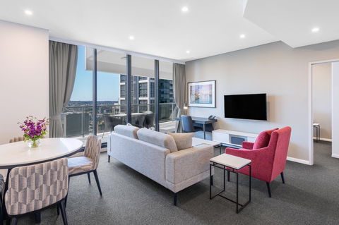 Meriton Suites Kent Street - Hobart Tourism 4