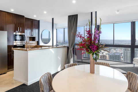Meriton Suites Kent Street - Hobart Tourism 14