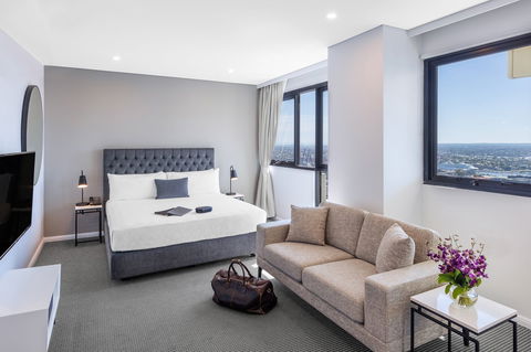 Meriton Suites Kent Street - Hobart Tourism 17
