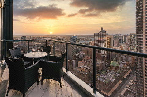 Meriton Suites Pitt Street - Hobart Tourism 0