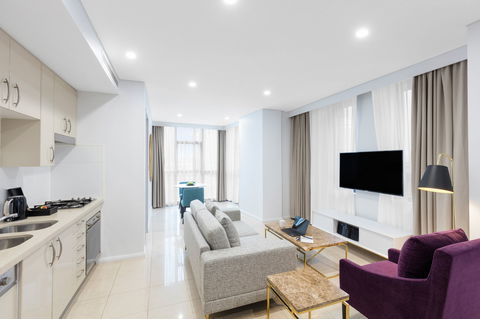 Meriton Suites Pitt Street - Hobart Tourism 8