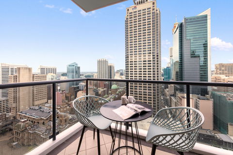 Meriton Suites Pitt Street - Hobart Tourism 11