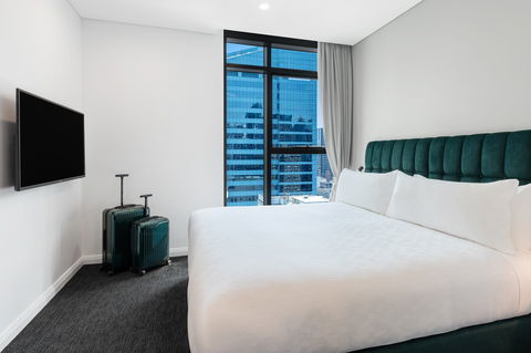 Meriton Suites Sussex Street, Sydney - Hobart Tourism 6