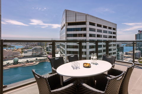 Meriton Suites Sussex Street, Sydney - Hobart Tourism 17