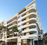 Meriton Suites Waterloo - Hobart Tourism