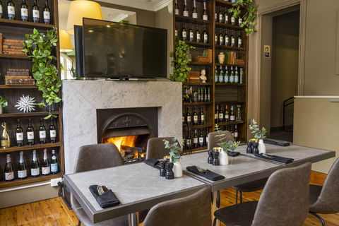 The Vulcan Hotel - Tourism TAS 13