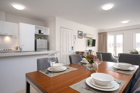 Aligned Corporate Residences Kew - Hobart Tourism 9