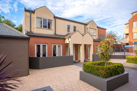 Aligned Corporate Residences Kew - Hobart Tourism 13