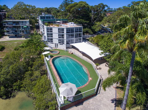 Metro Mirage Hotel Newport - Hobart Tourism 1