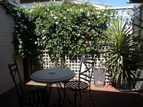 Admiralty Inn - Hobart Tourism 1