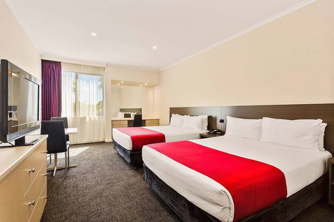 Quality Hotel Manor - Hobart Tourism 2