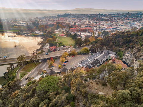 Leisure Inn Penny Royal Hotel & Apts - Hobart Tourism 1