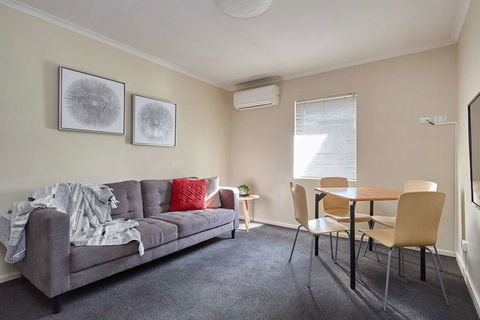 Elphin Villas - Hobart Tourism 1