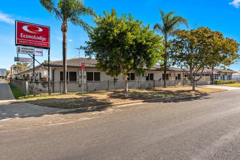 Econo lodge Moree Spa Motor Inn - Hobart Tourism 0