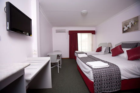 Hume Villa Motor Inn - Tourism TAS 1