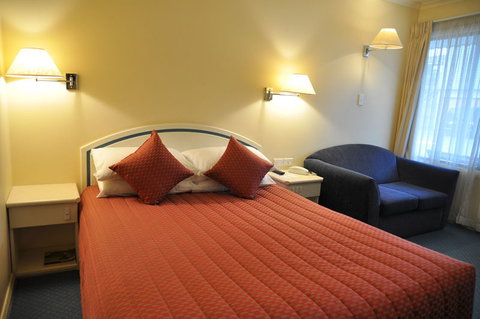 Sunrise Motor Inn - Hobart Tourism 1