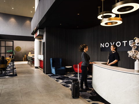 Novotel Devonport - Hobart Tourism 1