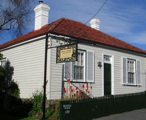 Alice's Cottages - Hobart Tourism 0