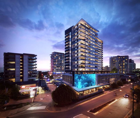 Alcyone Hotel Residences - Hobart Tourism 0