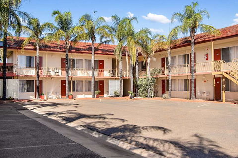 Econo Lodge Griffith Motor Inn - Tourism TAS 2
