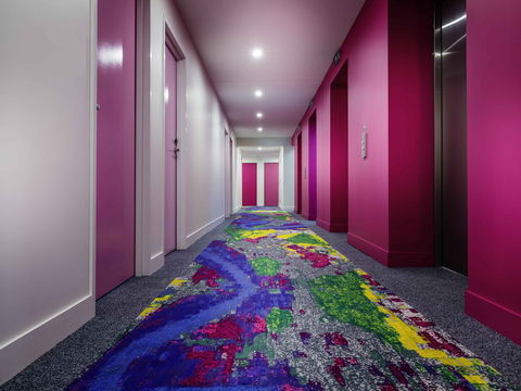 Ibis Styles Brisbane Elizabeth Street - Tourism TAS 3