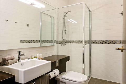 Quality Inn Heritage On Lydiard - Hobart Tourism 8