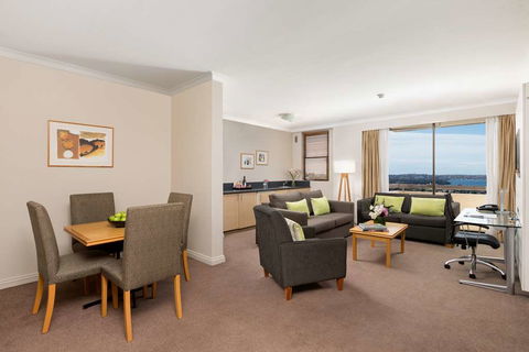 The Miller Hotel - Hobart Tourism 9