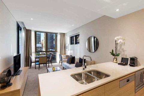 SKYE Suites Sydney - Tourism TAS 4
