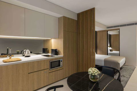 SKYE Suites Sydney - Tourism TAS 7