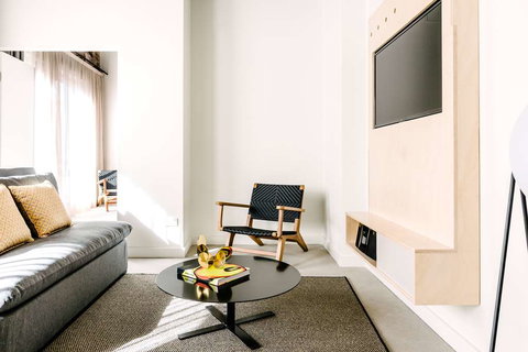 Veriu Broadway - Tourism TAS 13