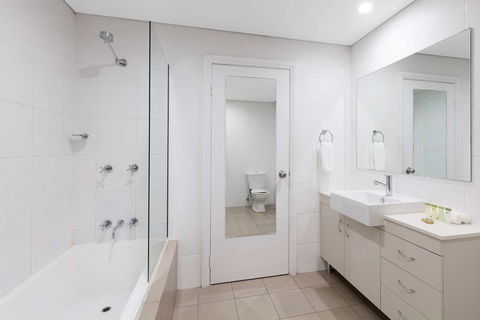 Nesuto Woolloomooloo Sydney Apartments - Tourism TAS 6