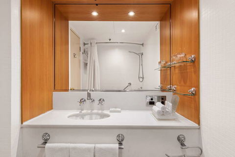 Rydges Sydney Harbour - Tourism TAS 4