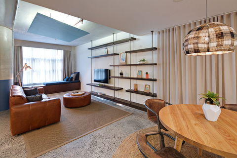 Zara Tower Serviced Apartments - Tourism TAS 7