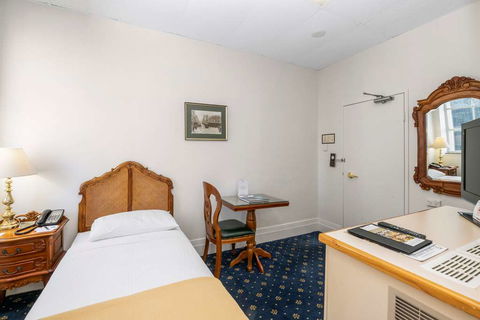 Castlereagh Boutique Hotel, Ascend - Hobart Tourism 3