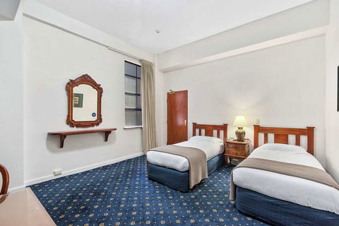 Castlereagh Boutique Hotel, Ascend - Hobart Tourism 5