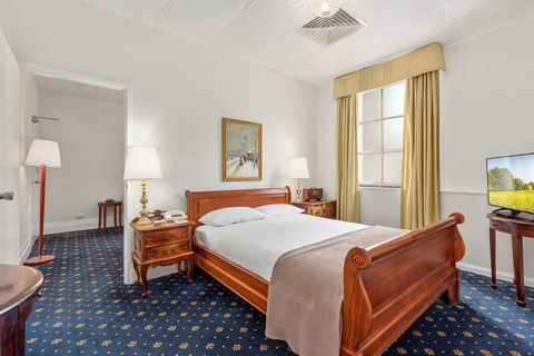 Castlereagh Boutique Hotel, Ascend - Hobart Tourism 17