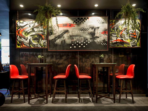 Ibis Sydney Barangaroo - Hobart Tourism 3