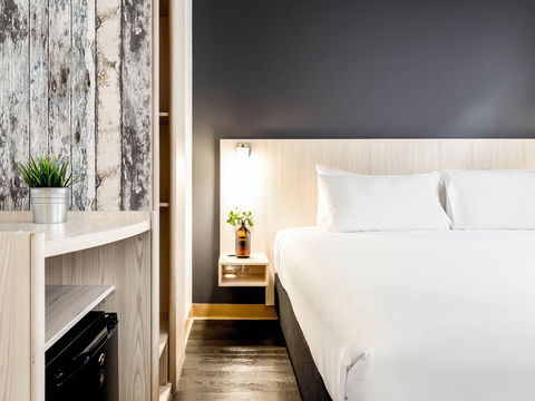 Ibis Sydney Barangaroo - Hobart Tourism 6