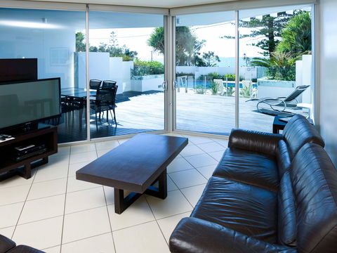 Grand Mercure Apartments Bargara - Hobart Tourism 8