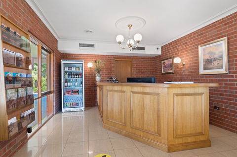 Burke & Wills Motor Inn - Hobart Tourism 5