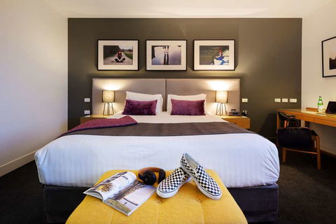 East Hotel - Tourism TAS 10