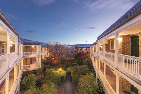 Adina Serviced Apts Canberra Kingston - Hobart Tourism 2